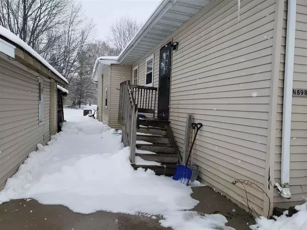 Black Creek, WI 54152,N8988 PINE STREET