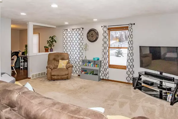 New London, WI 54961,1329 ROBIN STREET