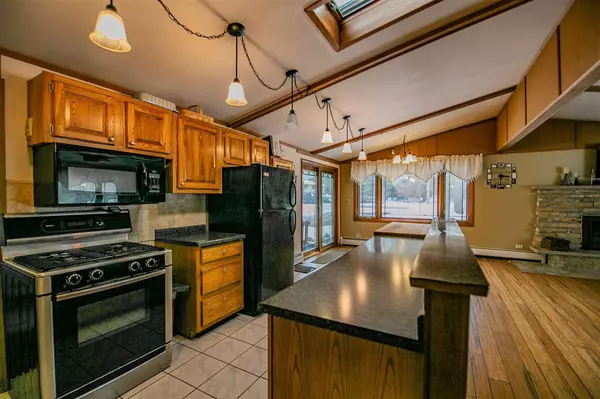 Winneconne, WI 54986,5950 HIAWATHA DRIVE