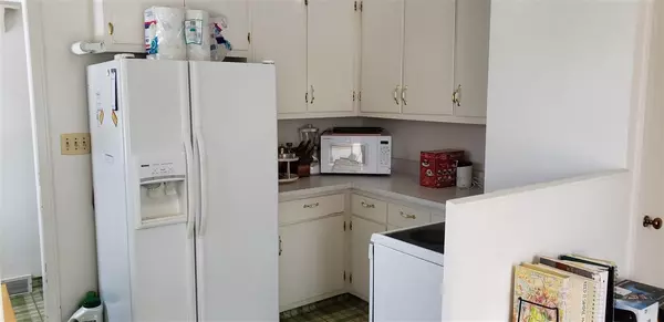 Menasha, WI 54952,822 TAYCO STREET