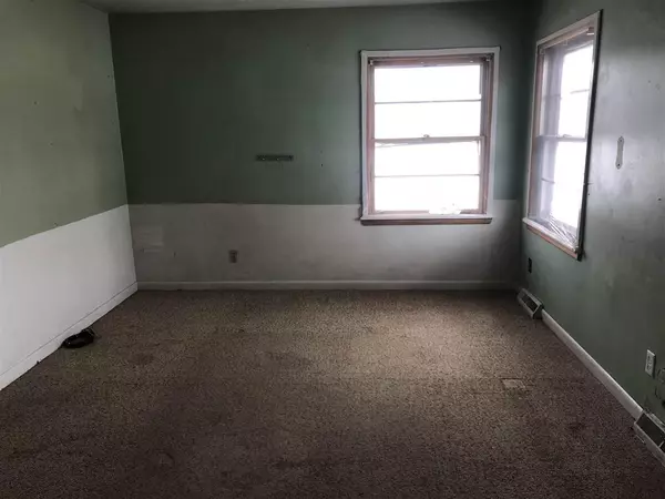 New London, WI 54961,E8489 HWY 54