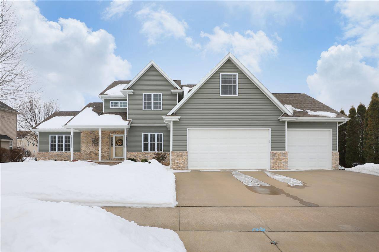 3923 E GLORY LANE, Appleton, WI 54913