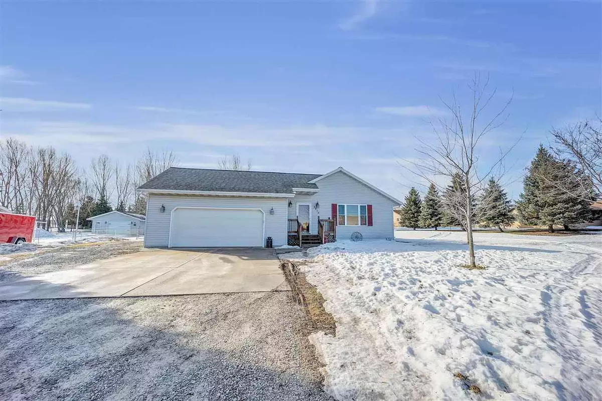 New Franken, WI 54217,3910 ALGOMA ROAD