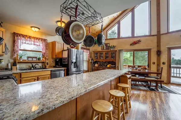 Waupaca, WI 54981,E2979 NELSEN ROAD