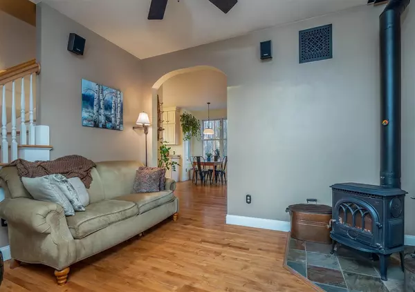 Weyauwega, WI 54983,N3240 PAAP ROAD