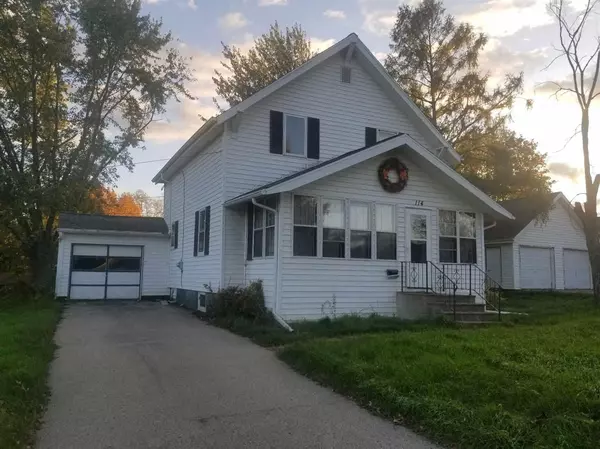 114 E ROWLAND STREET, New London, WI 54961