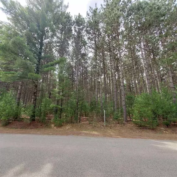 DEER PATH, Hancock, WI 54943