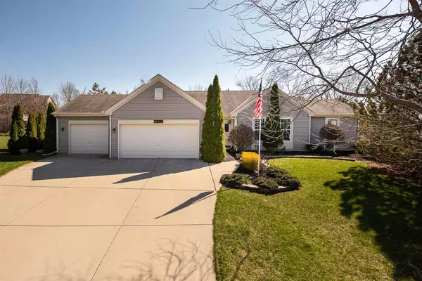 4715 W TUMBLECREEK DRIVE, Franklin, WI 53132