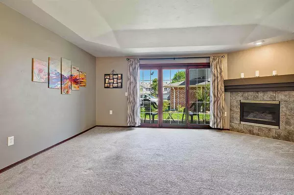 Howard, WI 54313,2571-5 TELLURIDE STREET #E