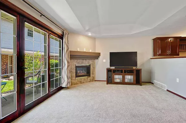 Howard, WI 54313,2571-5 TELLURIDE STREET #E