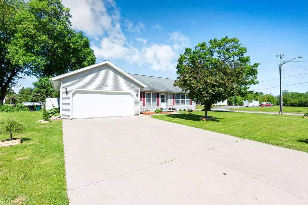 Ripon, WI 54971,604 SUNRISE DRIVE