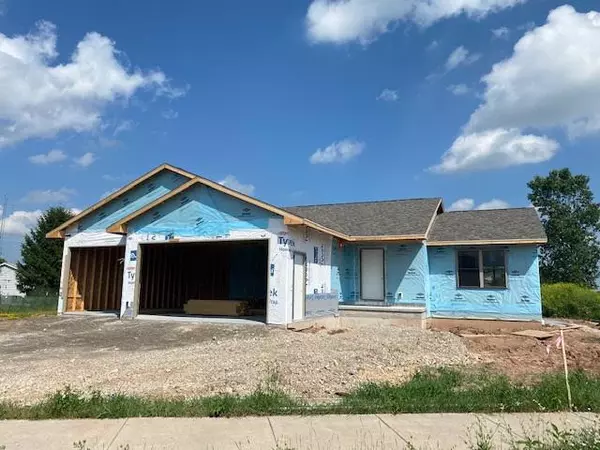 850 LORINDA AVENUE, Omro, WI 54963