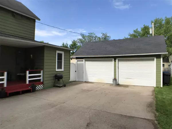 Shawano, WI 54166,931 S FRANKLIN STREET