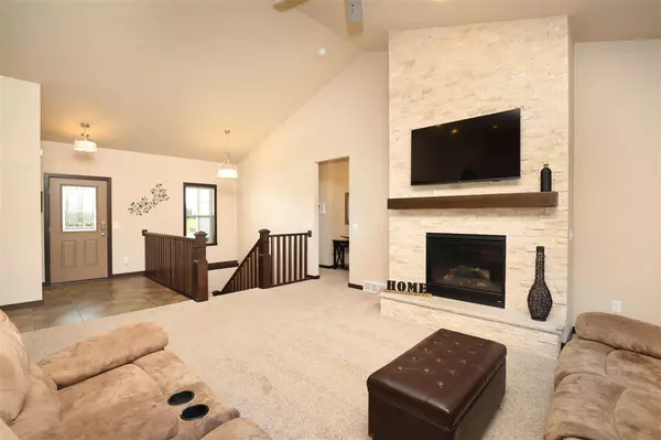 Omro, WI 54963,5152 NOTRE DAME DRIVE