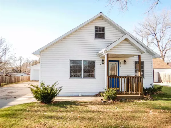 219 S OAKLAND AVENUE, Oconto Falls, WI 54154