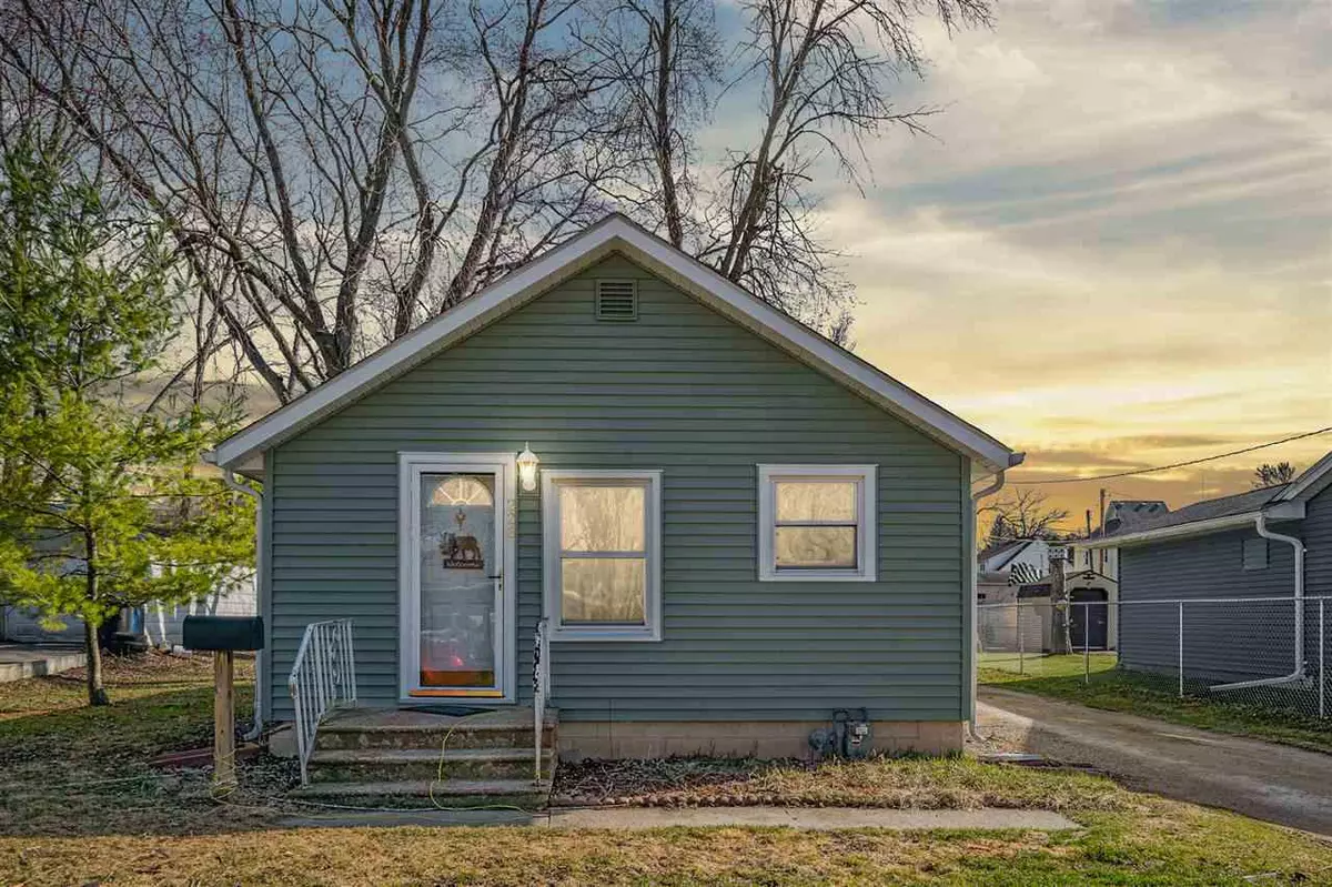 Omro, WI 54963,226 SUPERIOR STREET