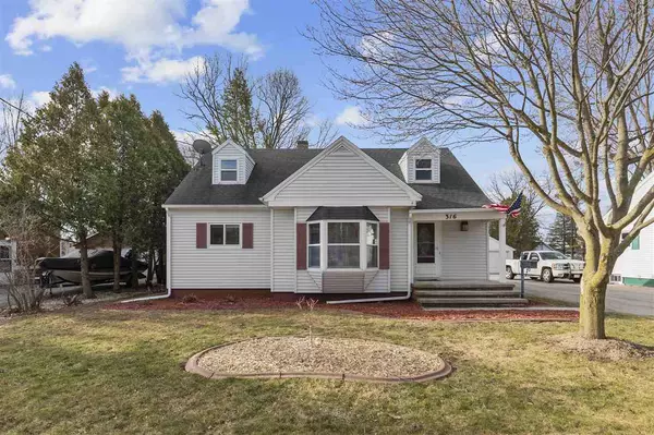 316 E PEARL STREET, Seymour, WI 54165