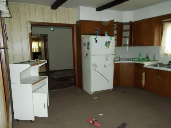 Weyauwega, WI 54983,204 N MILL STREET