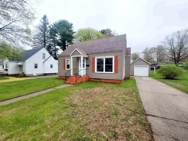 Shawano, WI 54166,1042 S SAWYER STREET