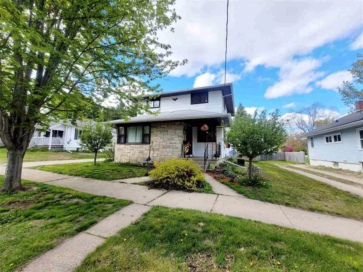 Clintonville, WI 54929,30 18TH STREET