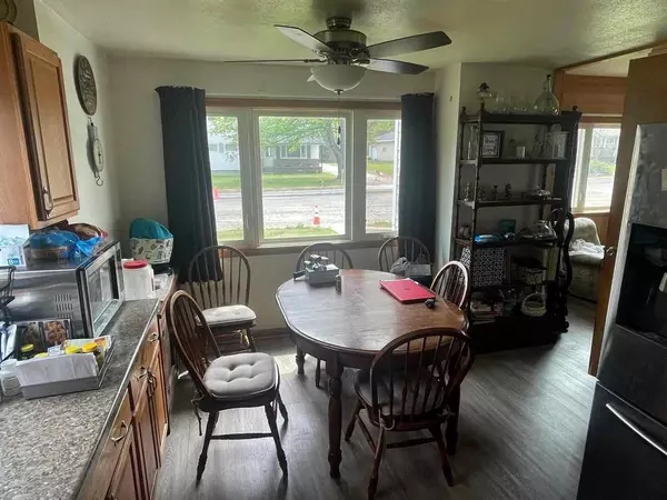 Clintonville, WI 54929,121 E MADISON STREET