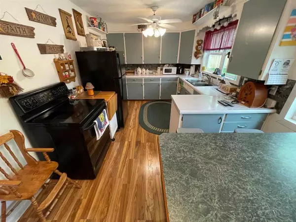 Clintonville, WI 54929,147 9TH STREET