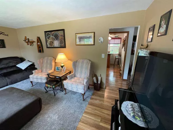 Clintonville, WI 54929,147 9TH STREET