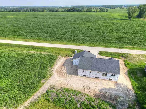 Luxemburg, WI 54217,215 NORTHBROOK ROAD