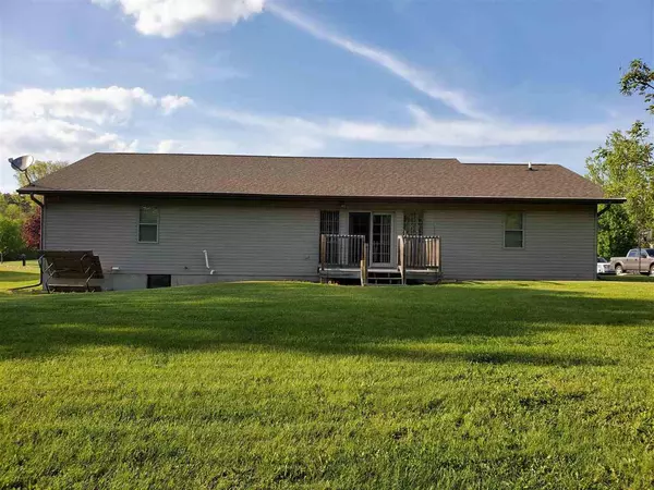 Iola, WI 54945,335 KING OLAVS LANE