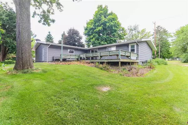 Weyauwega, WI 54983,706 S PINE STREET