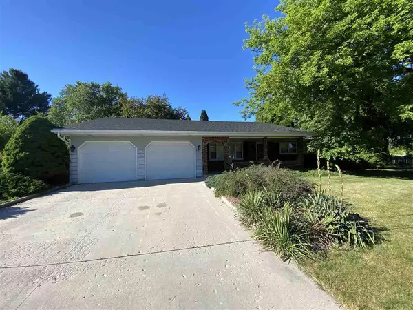 620 RIVERVIEW DRIVE, Plymouth, WI 53073