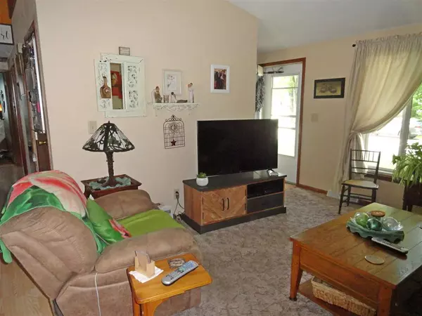 Marion, WI 54950,103 HILLCREST DRIVE