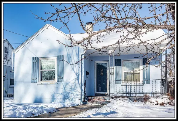 145 MCKINLEY AVENUE, Clintonville, WI 54929