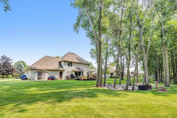 Pulaski, WI 54162,428 BLUE HERON DRIVE