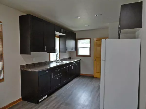 Clintonville, WI 54929,70 HEMLOCK STREET