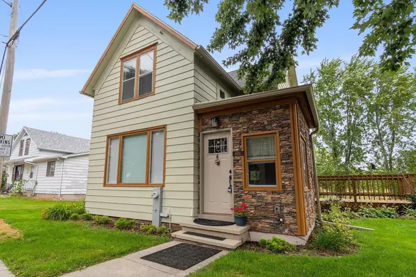 8311 HWY W, Greenleaf, WI 54126