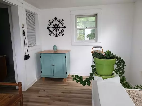 Iola, WI 54945,N8004 HWY J