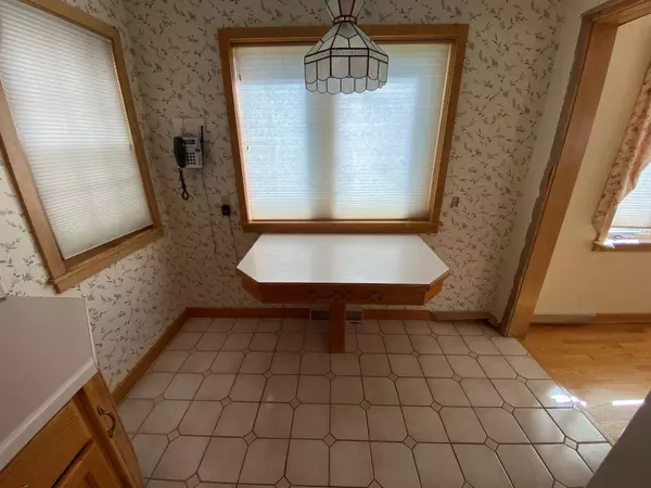 Clintonville, WI 54929,166 N CLINTON AVENUE