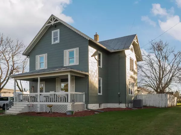 613 MENASHA STREET, Reedsville, WI 54230