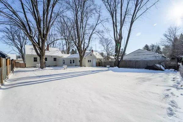 Clintonville, WI 54929,64 WEST STREET