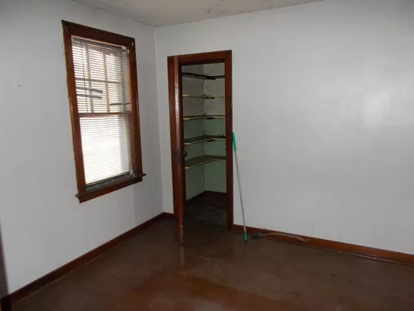 Clintonville, WI 54929,113 ELM STREET