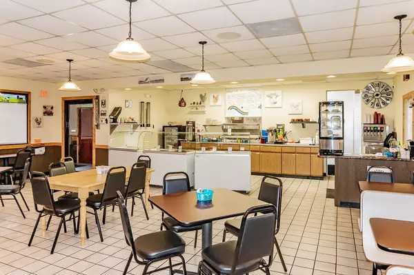 Weyauwega, WI 54983,316 N MILL STREET