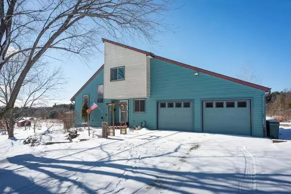 N2779 6TH LANE, Hancock, WI 54943