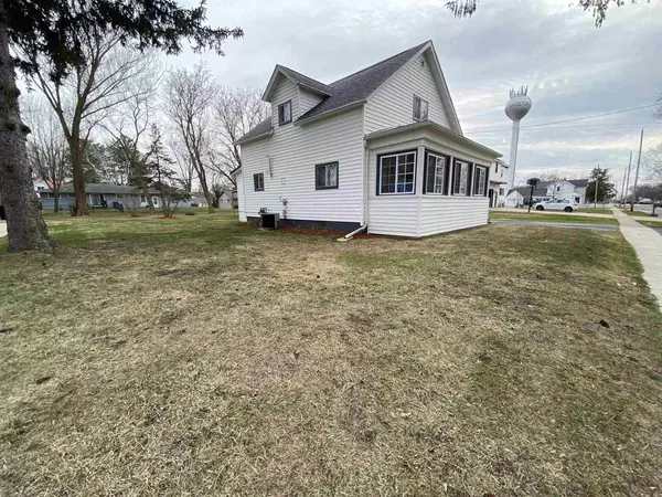 Shiocton, WI 54170,W7719 EAST AVENUE