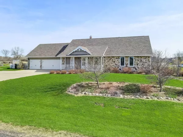 N4061 HICKORY TWIN LANE, Eden, WI 53019