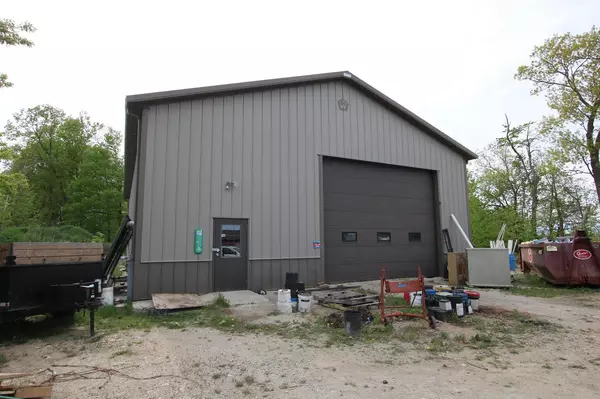 Campbellsport, WI 53010,N4070 VISTA DRIVE