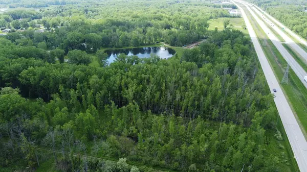 E DEERFIELD AVENUE, Suamico, WI 54173