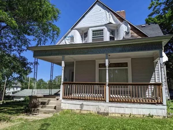 245 S MAIN STREET, Clintonville, WI 54929