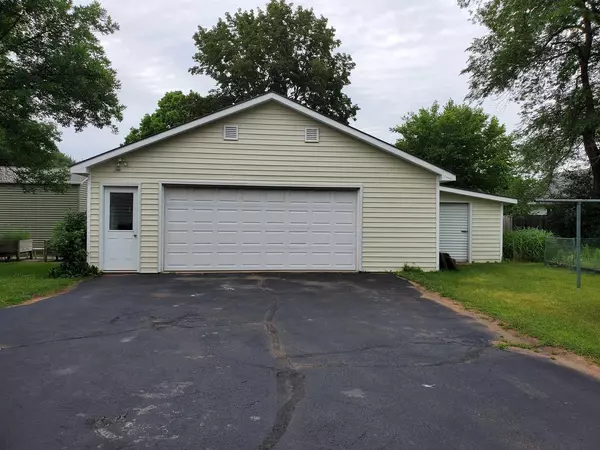 Weyauwega, WI 54983,210 W HIGH STREET