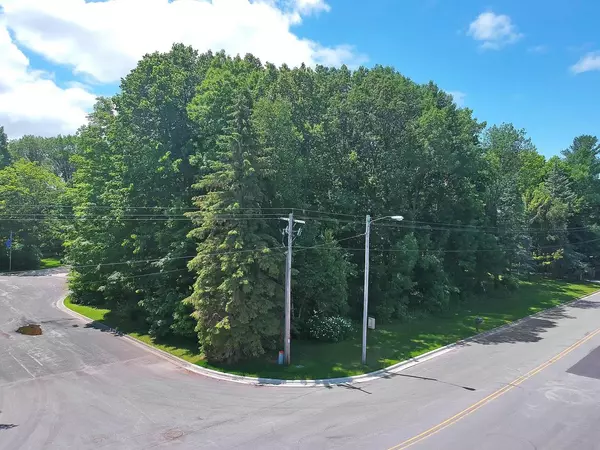 Luxemburg, WI 54217,531 HERITAGE COURT